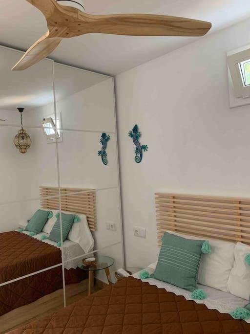 Apartamento Miniloft Con Piscina Caminando A La Playa Tarragona Exterior foto