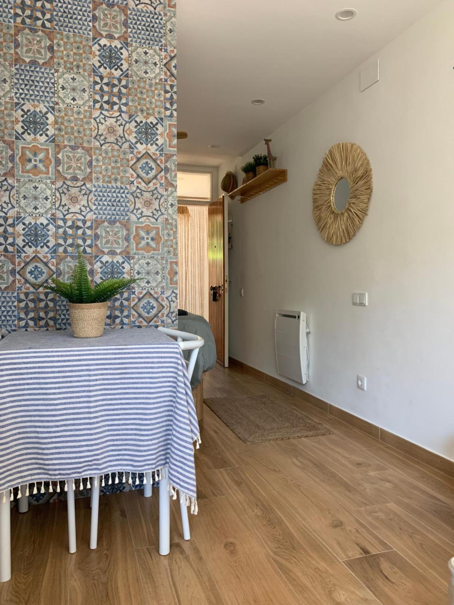 Apartamento Miniloft Con Piscina Caminando A La Playa Tarragona Exterior foto